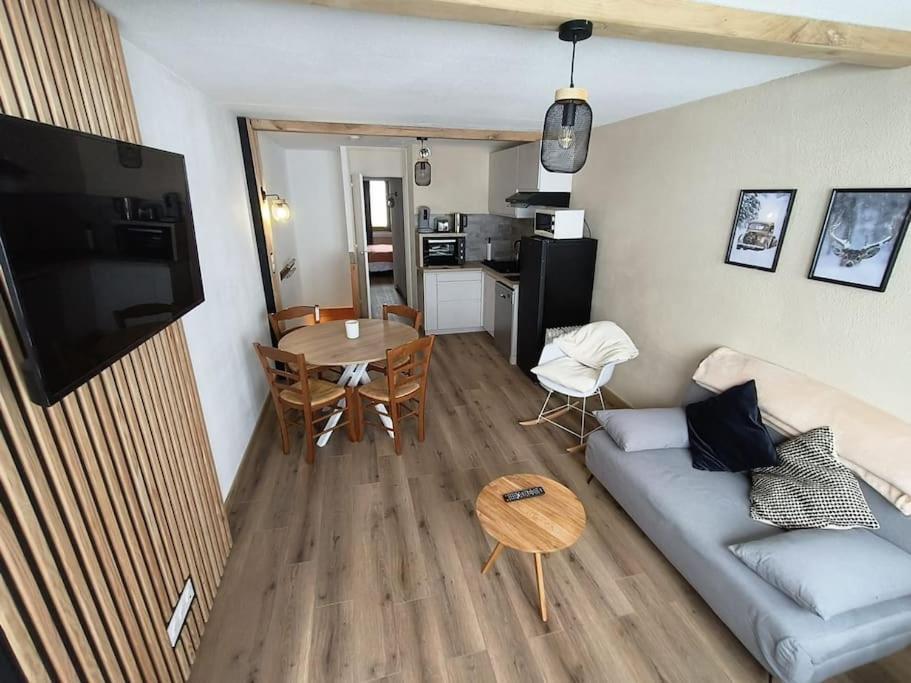 T2 Cosy Au Pied Des Pistes Lägenhet Bagnères-de-Bigorre Exteriör bild